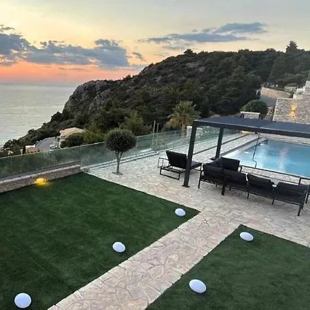 Thewave Classic Kathisma Lefkada Villa *